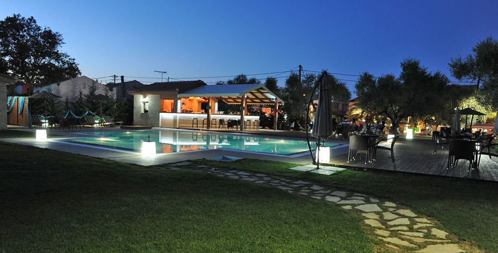 Eleas Gi Apartment *