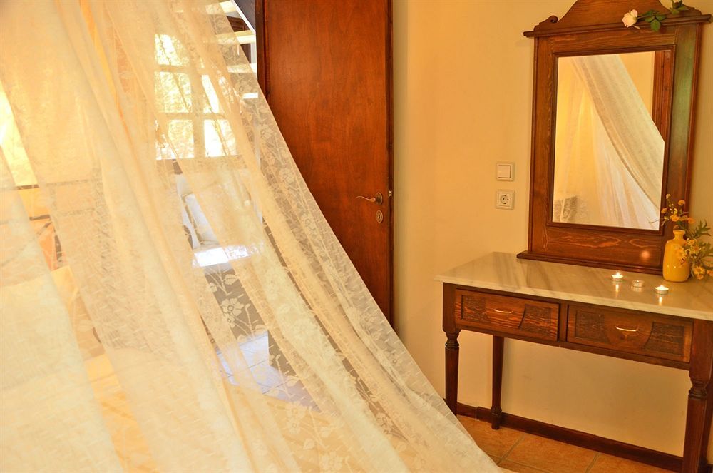 Farm stay Therianos Traditional