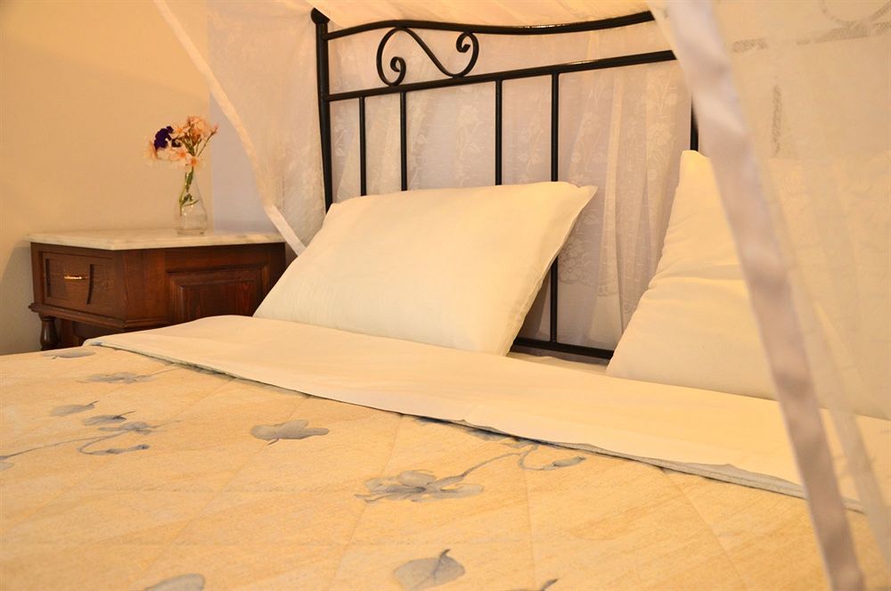 Therianos Traditional Farm stay