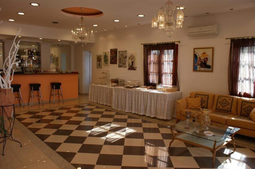 Annita's Village Aparthotel 3*
