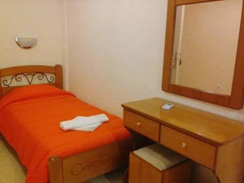 Australia Hotel *