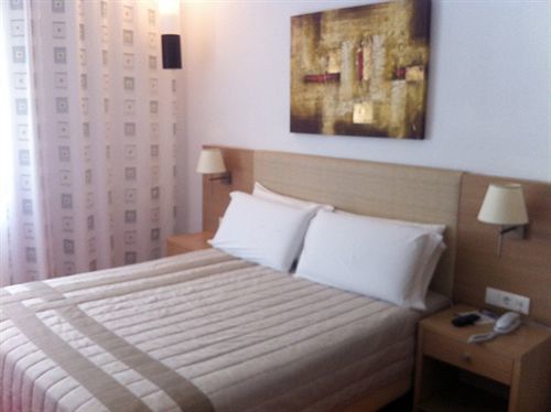 Radisson Plaza Skiathos Hotel Kanapitsa (Skiathos)