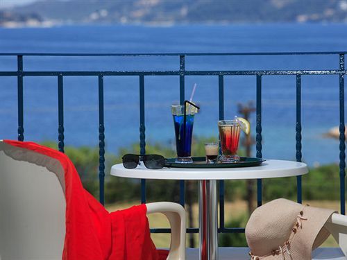 Hotel Radisson Plaza Skiathos 4*