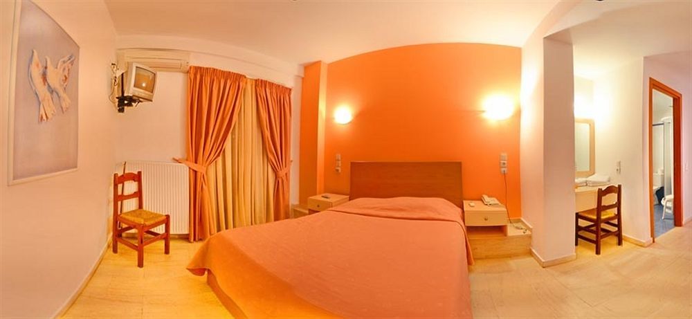 Casa Blue Hotel, Philian And 3*