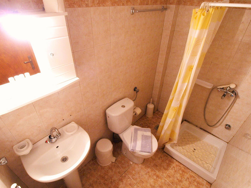 Guest house To Limanaki 3*