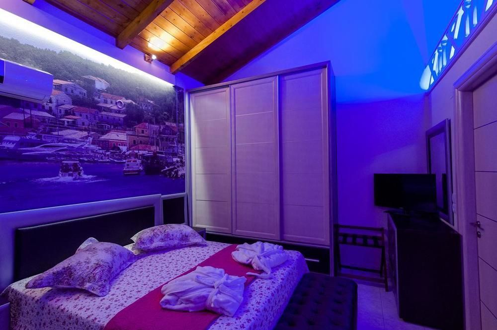 Saints Holiday home Plataria