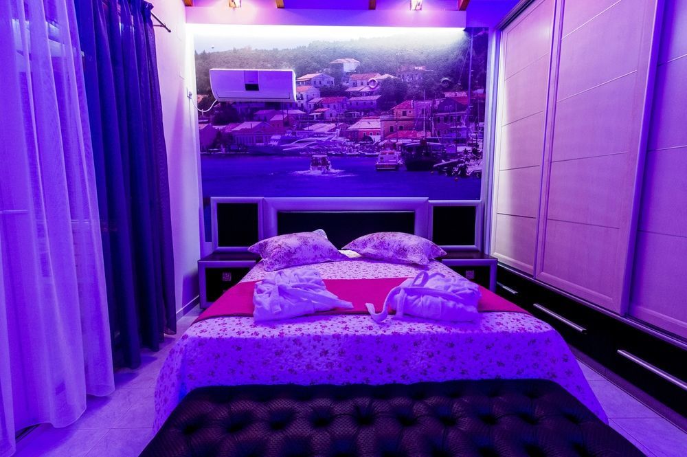 Saints Holiday home Plataria