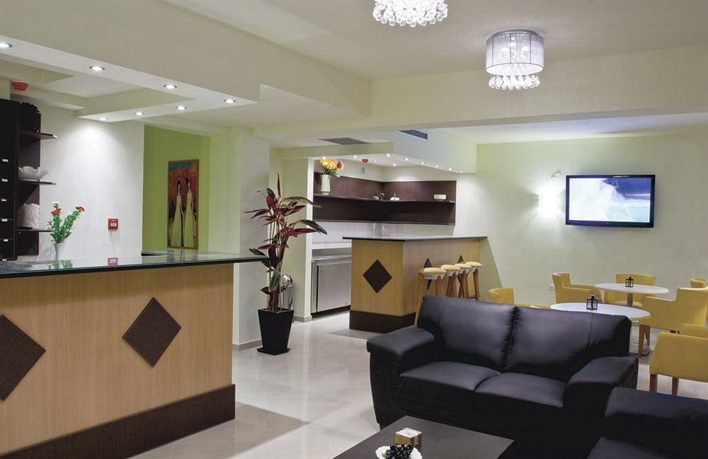 Aparthotel Athina