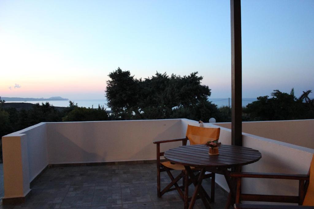 Galini Agia Irini (Milos)