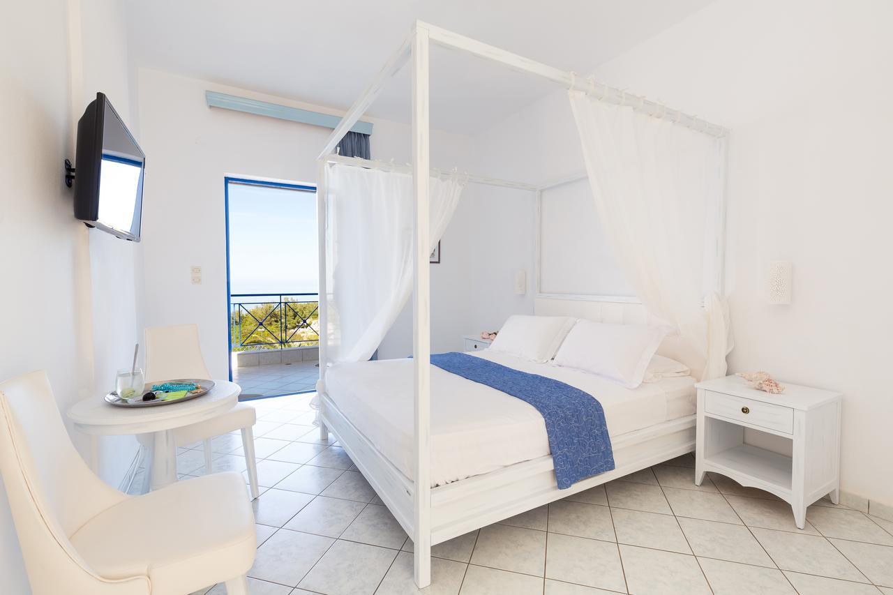 Karras Star Hotel