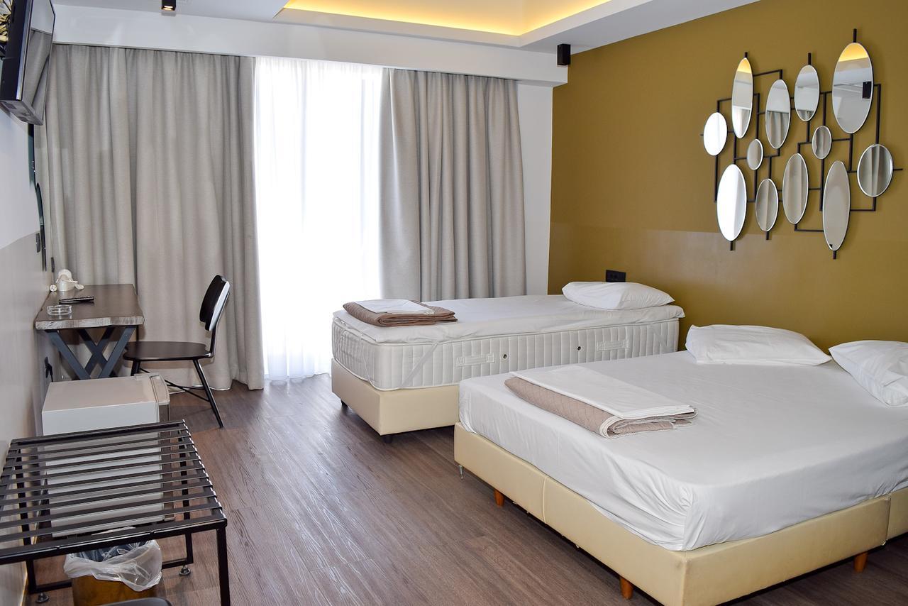 Hotel Adonis 3*