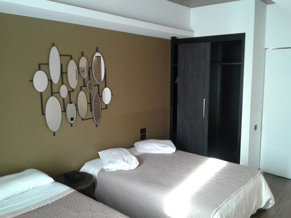 Adonis 3* Patras