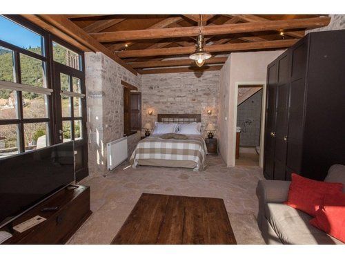 Guest house Epoches Karpenisi