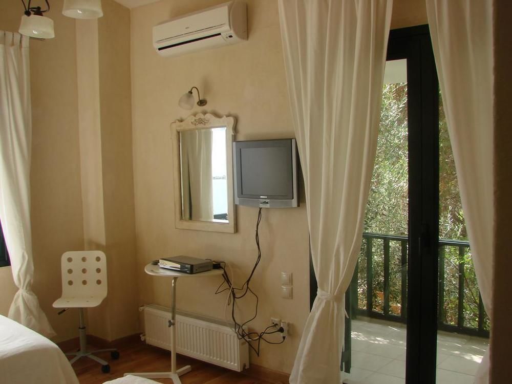 Marlina * Kommeno (Corfu)