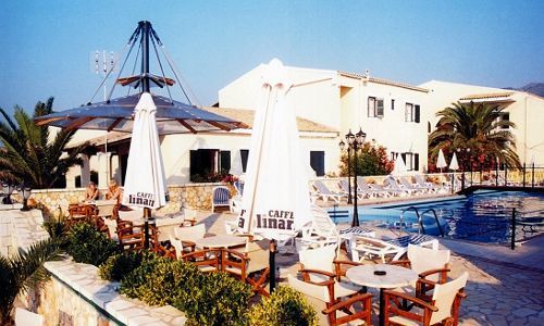 Aparthotel Front Salvanos 2*
