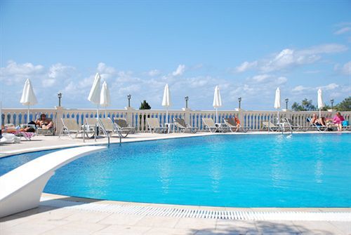 Aloha Agios Gordios (Corfu)