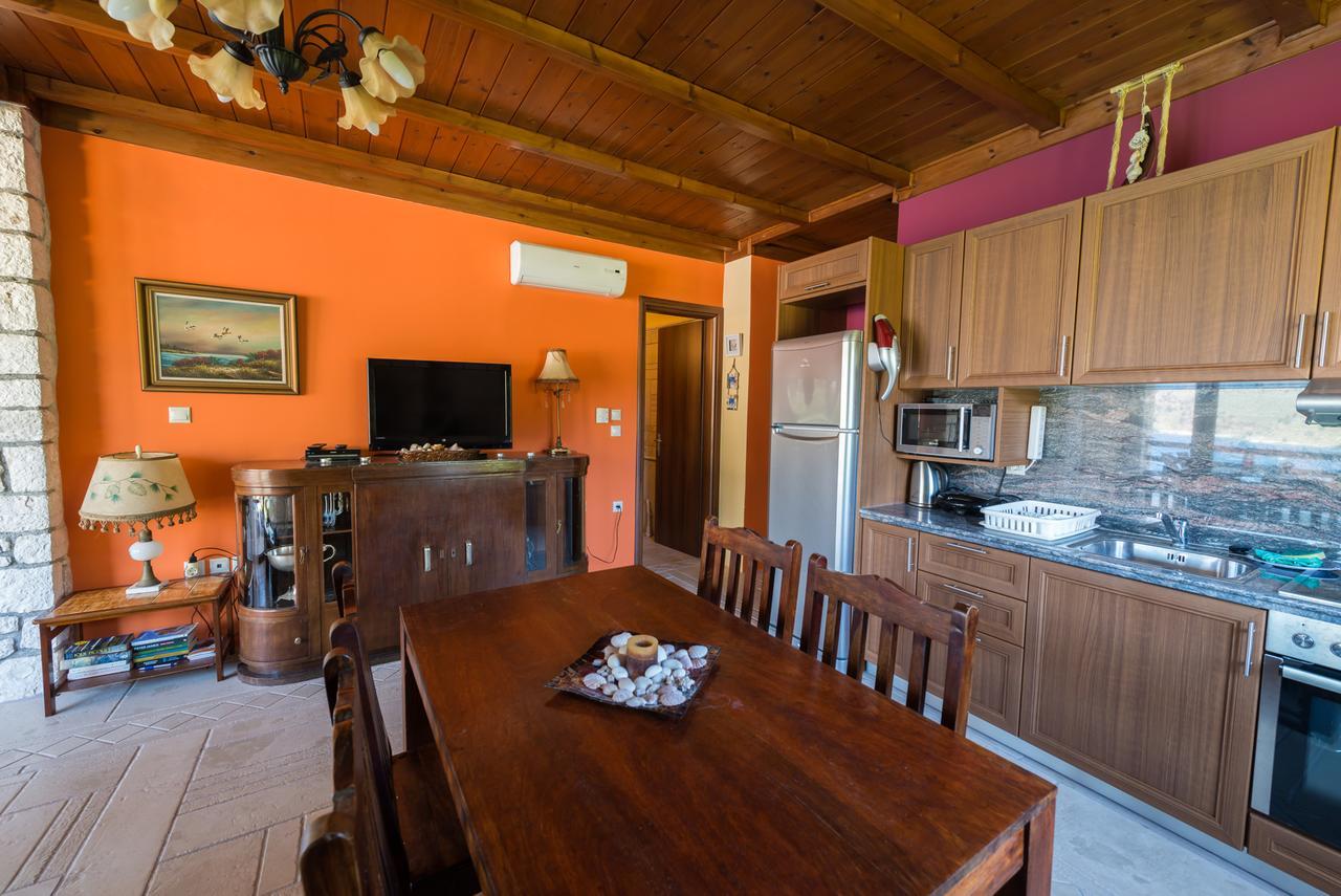 Luxury Stone Apartment Agia Efimia