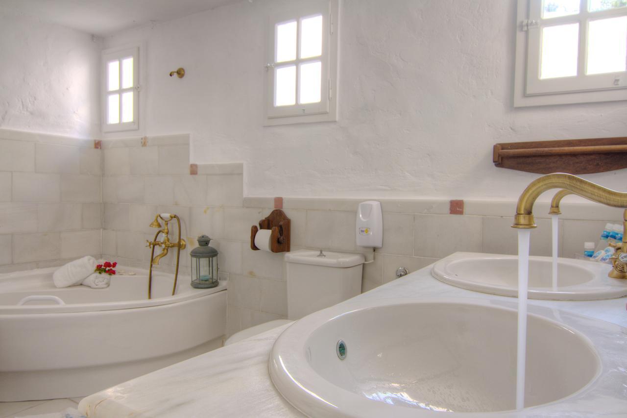 Hotel Platys Gialos Sifnos 3*