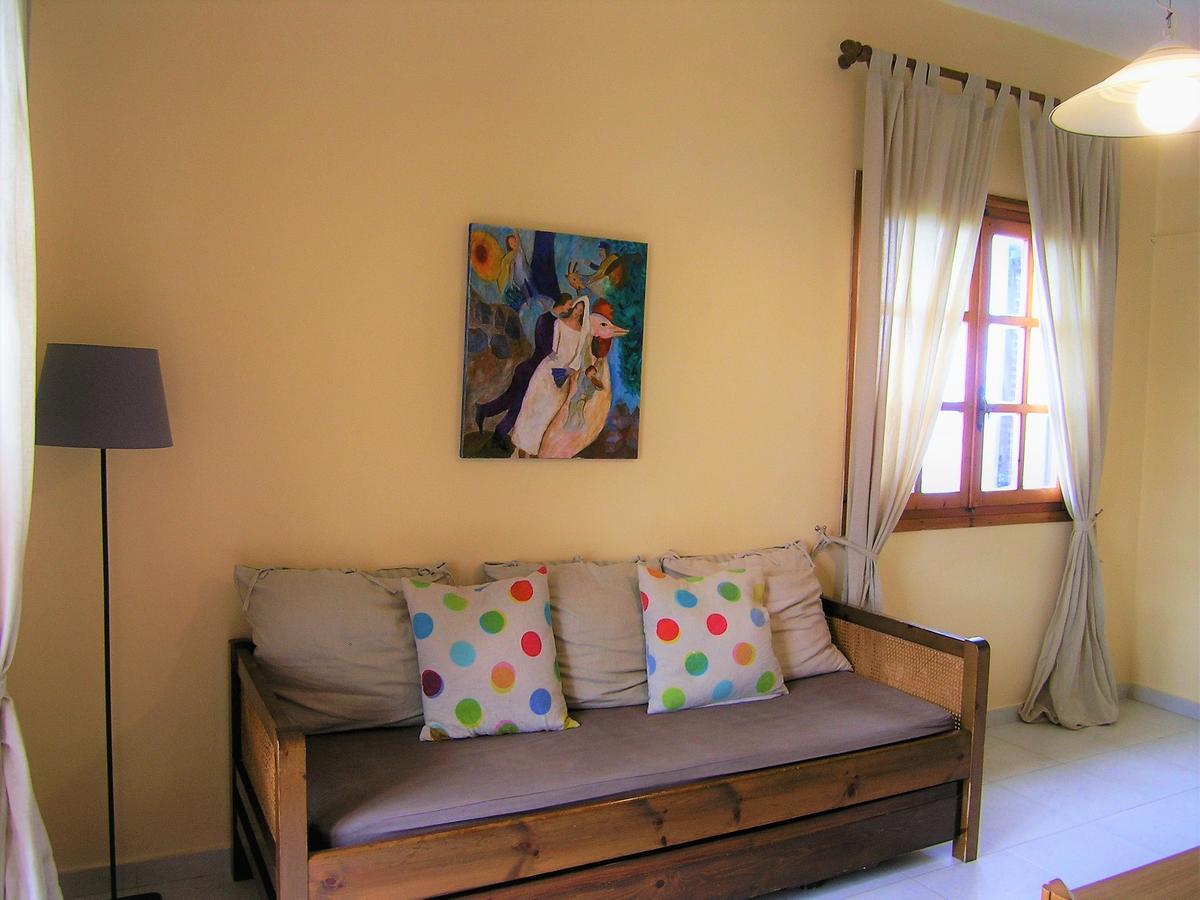 Emerald Aparthotel 2*