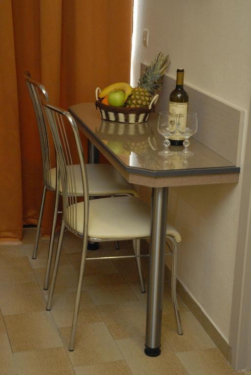 Takis Apartment