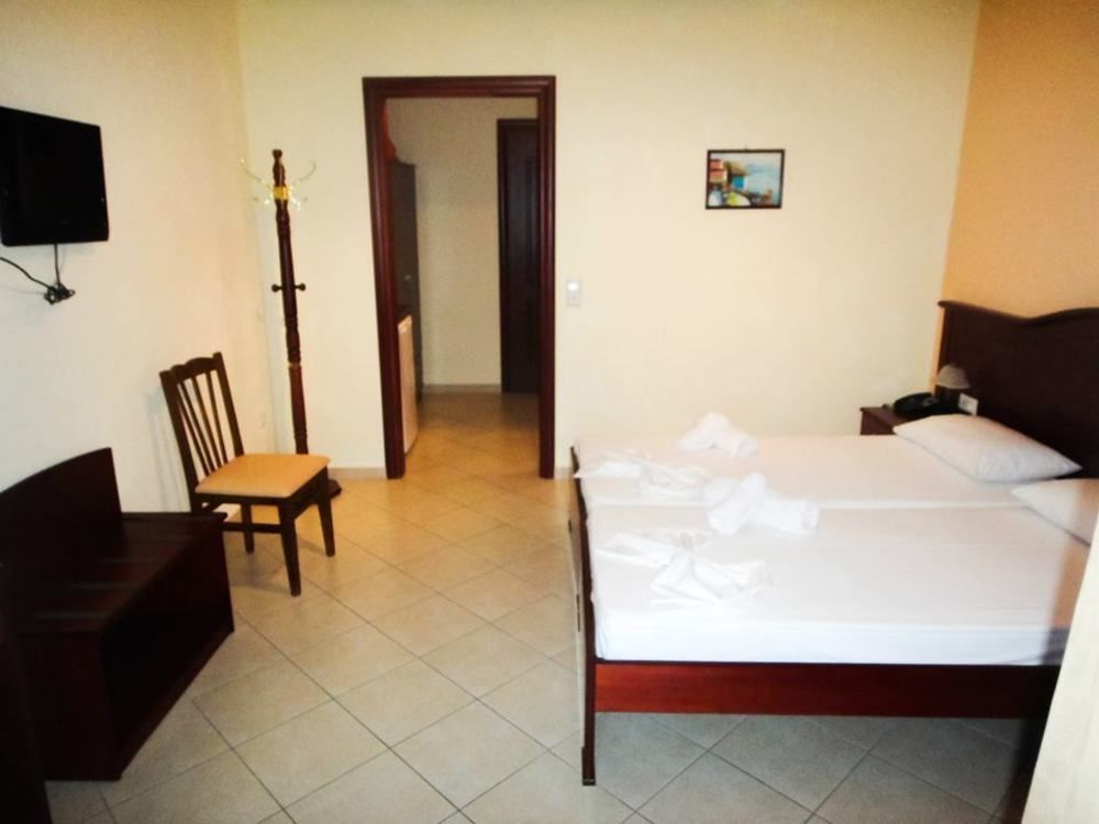 Diamond Hotel 3*
