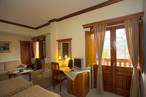 Egnatia 3*