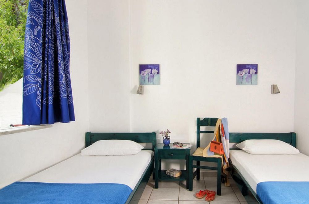Nafsika Aparthotel 3*