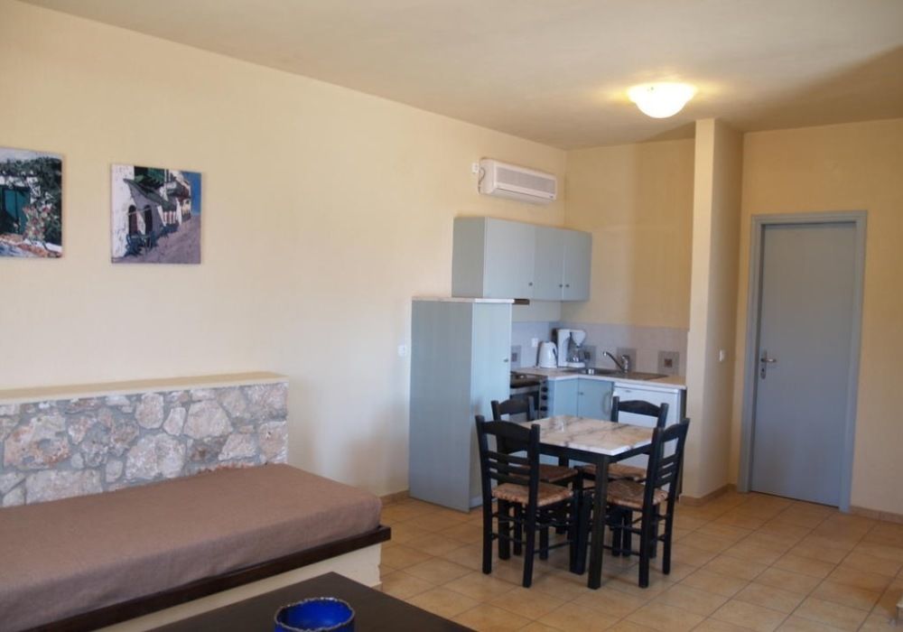 Mandilada Village Hotel 3*