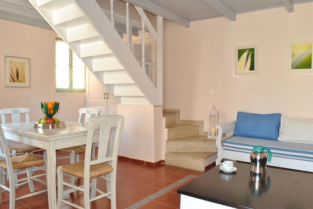 Hotel Mythos Boutique 4*