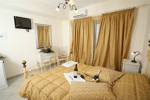 Acrothea Guest house Parga