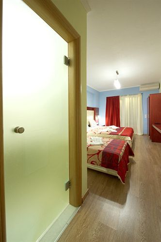Agnanti Hotel