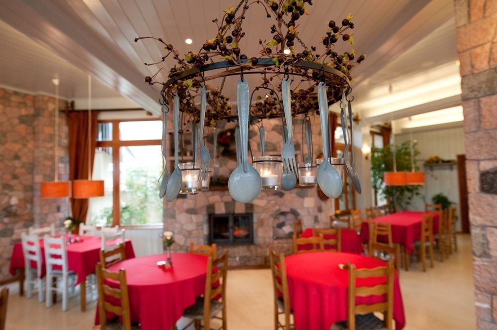 Hotel To Balkoni Tis Agorianis
