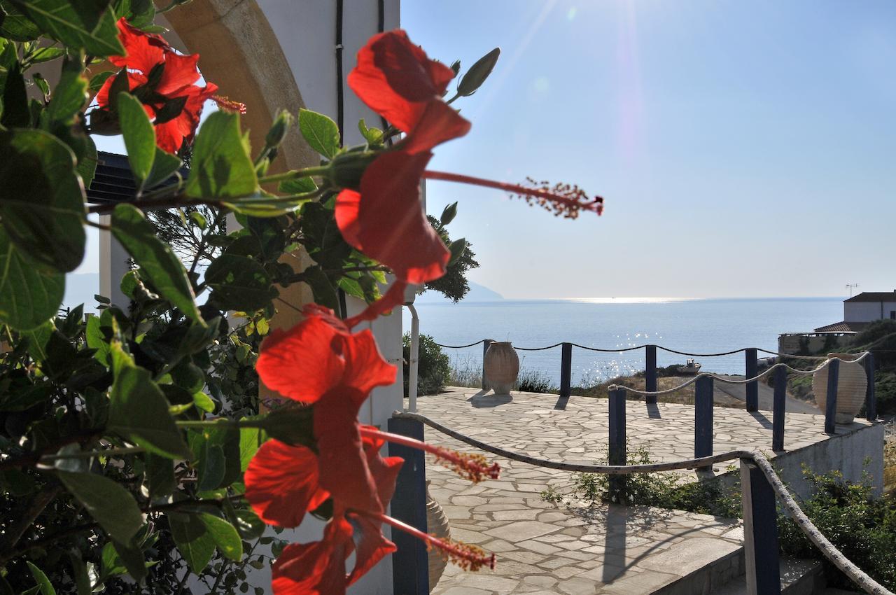 Aparthotel Akrotiri