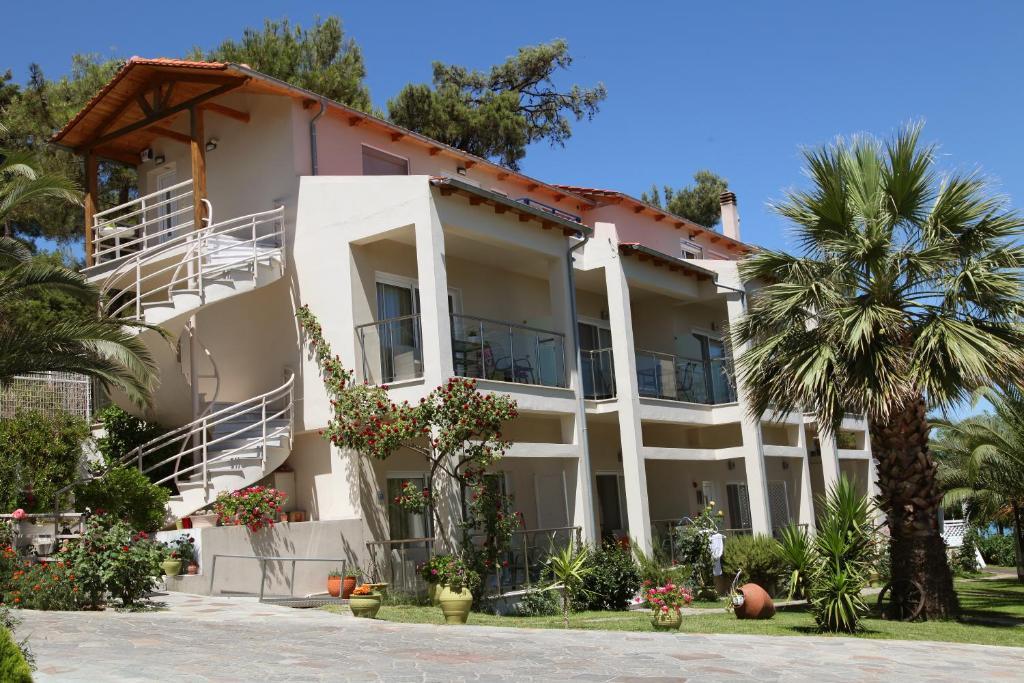 Tarsanas Studios Limenas (Thasos)