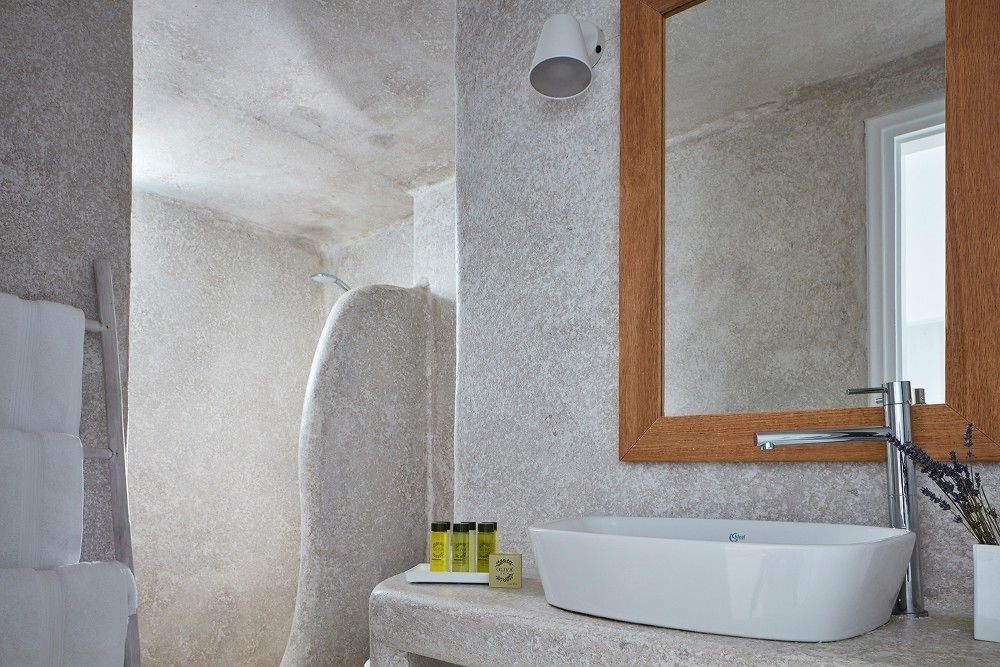 Cliff Side Hotel 4*