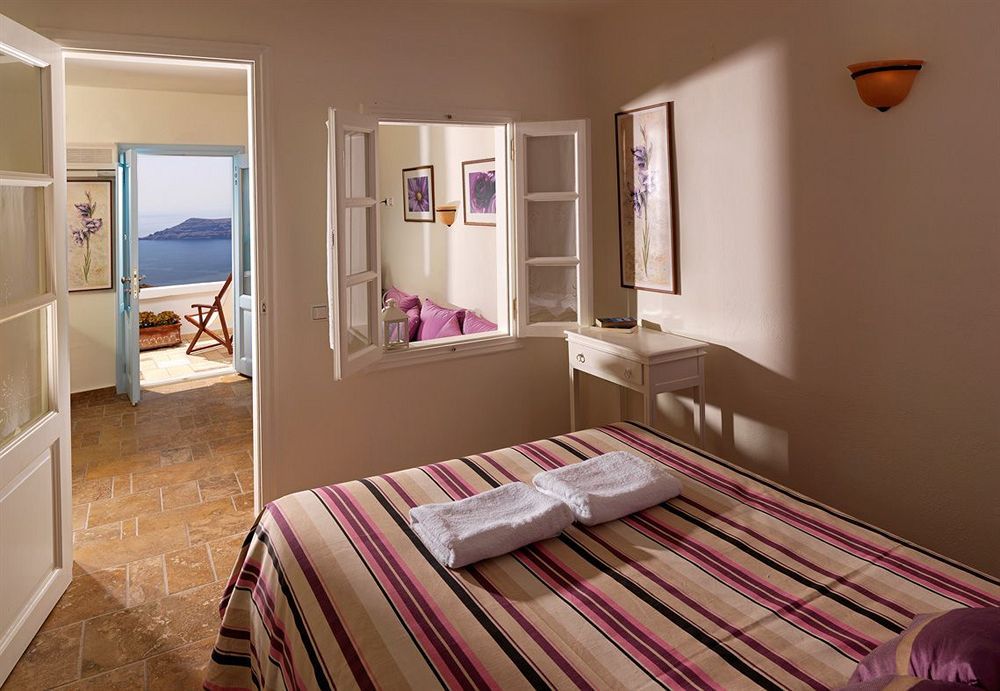 Tholos 4*