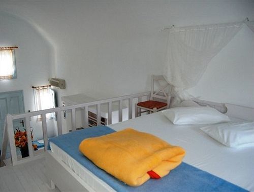 Atlantida Aparthotel