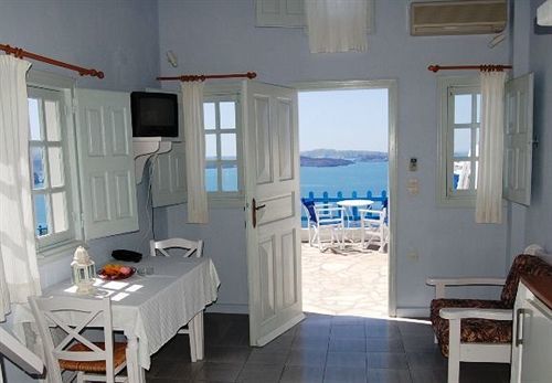 Atlantida 3* Foinikia (Santorini)