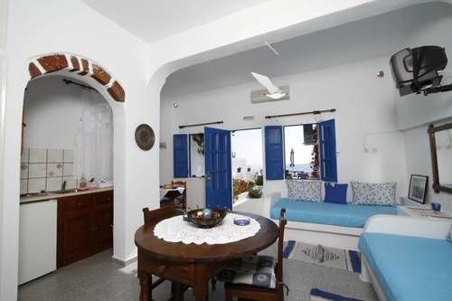 Annio Flats Imerovigli (Santorini)