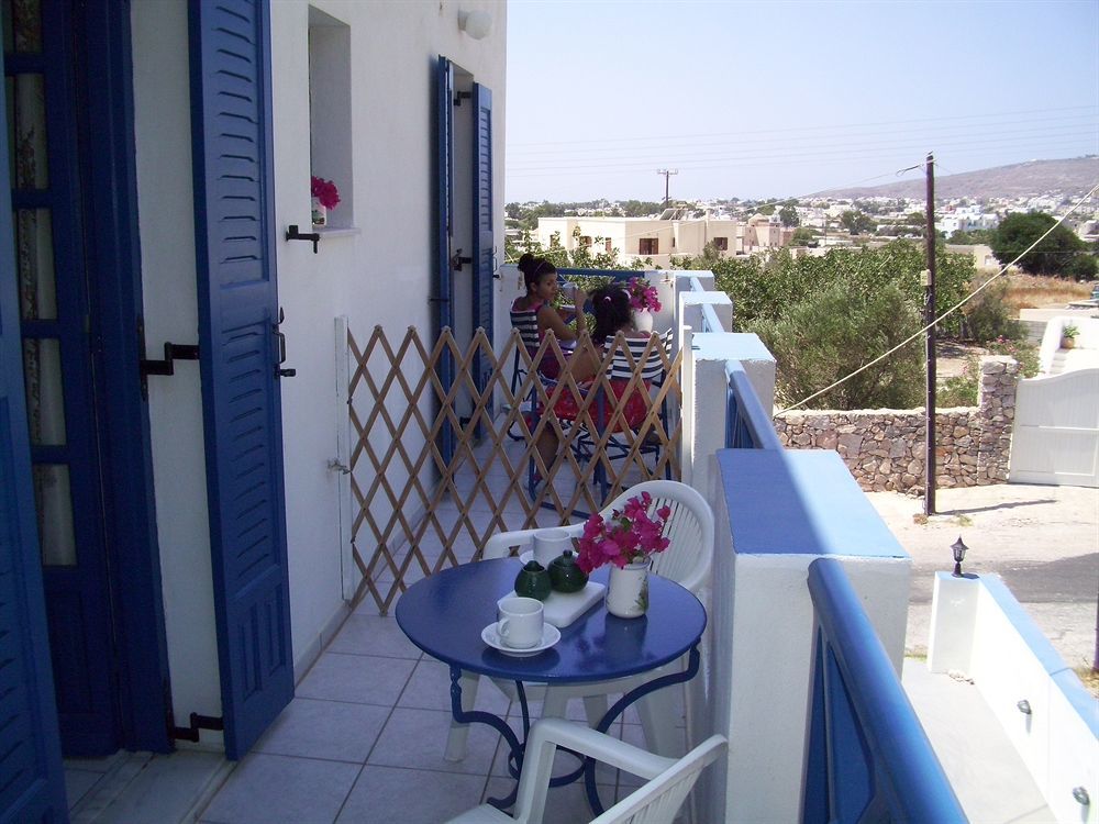 Ancient Thera Aparthotel Perissa (Santorini)