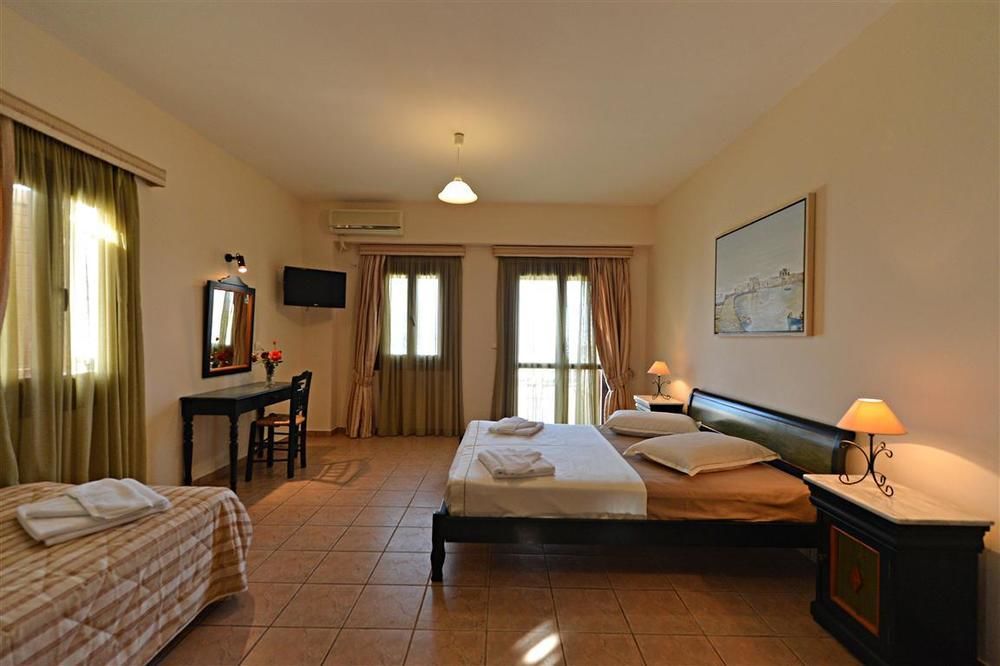 La Sapienza 3* Methoni (Messenia)