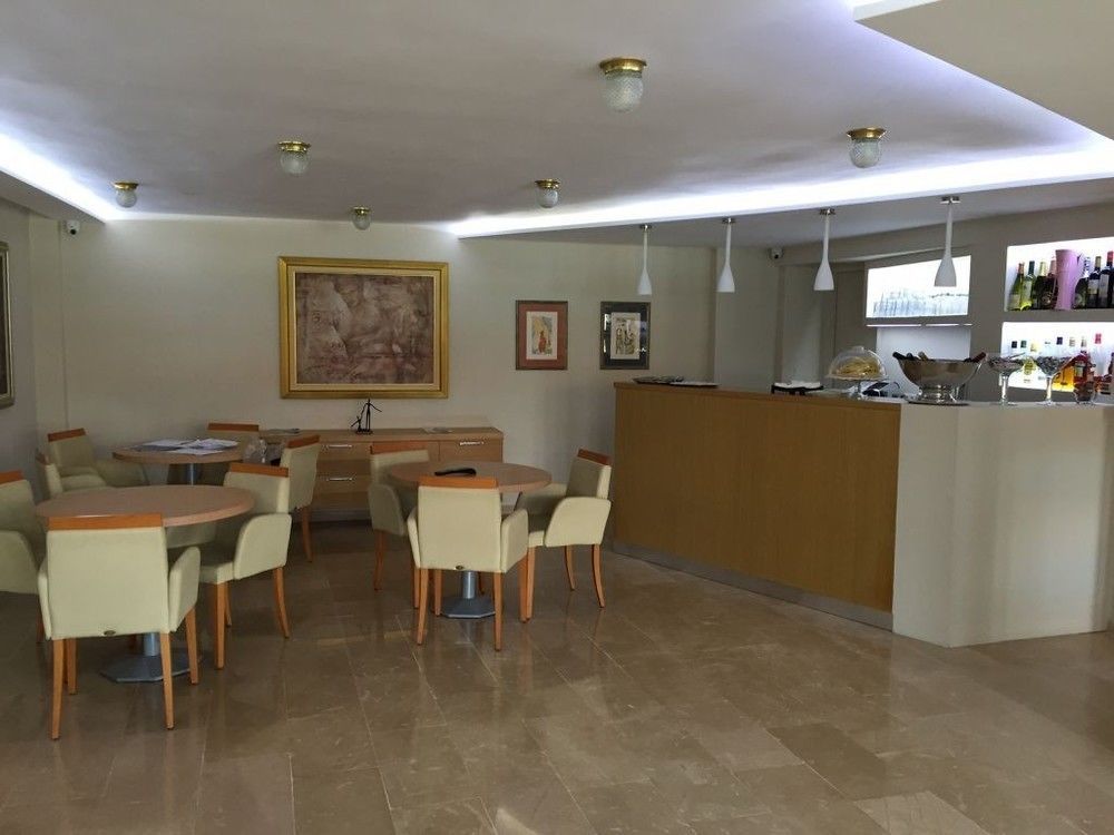 Hotel Karalis 3*