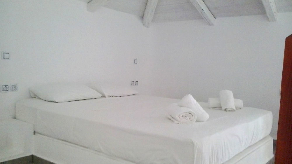 Aparthotel Viva Mare Foinikounta