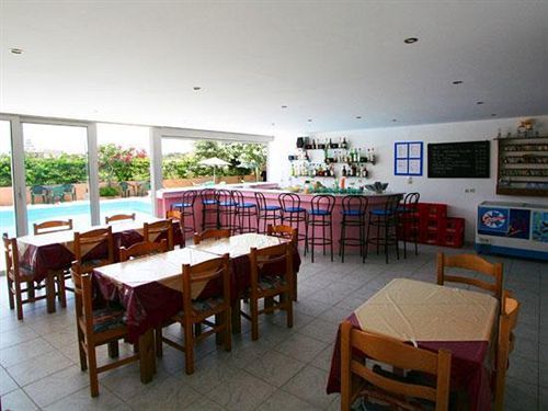 Handakas Hotel 2*