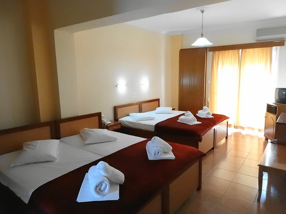 Hotel Faros Ii