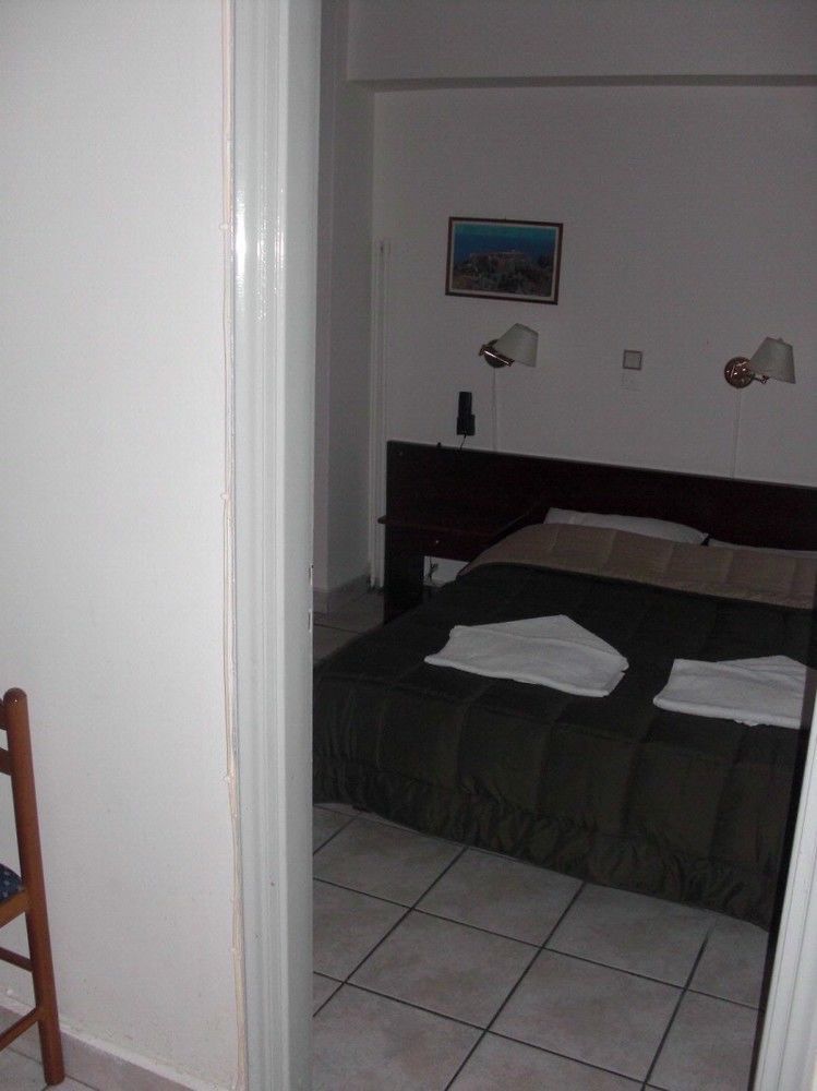 Delfini Hotel 2*
