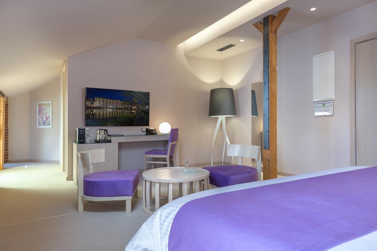 Hotel Hydrama Grand 5*