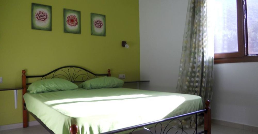 Uphoria Resort Villas Resort 3*