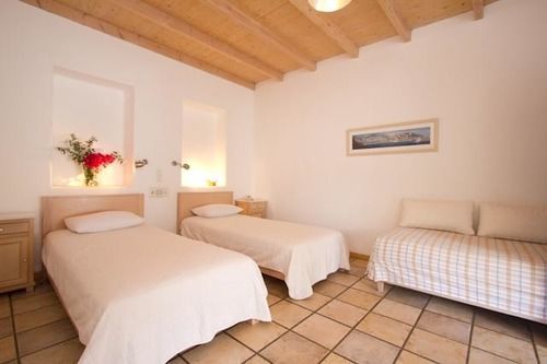 Far Out Village Hotel Mylopotas