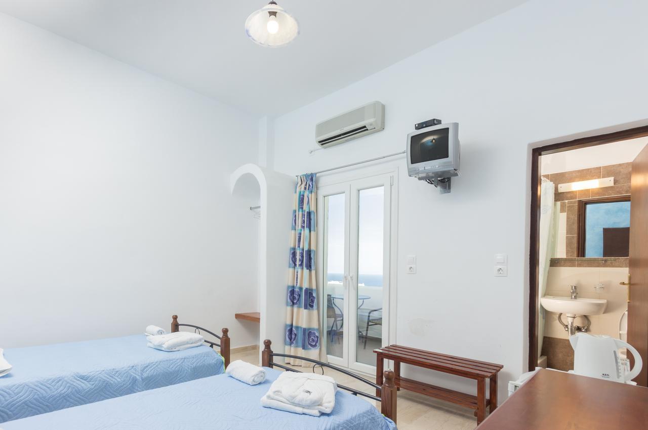 Pelekanos Guest house Karterados (Santorini)